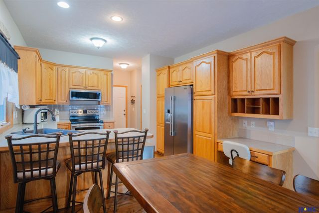 2001 N 79th Street, Lincoln, NE 68505