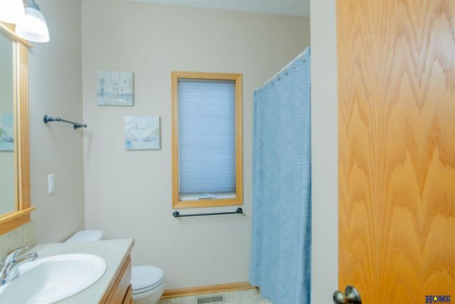 2001 N 79th Street, Lincoln, NE 68505