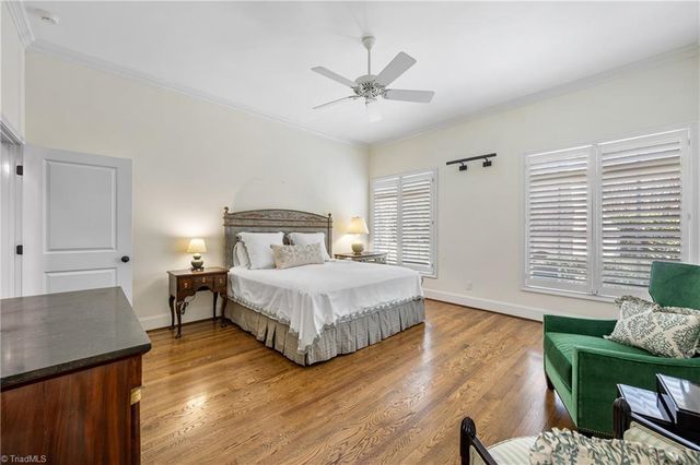 2 Chippers Court, Greensboro, NC 27407