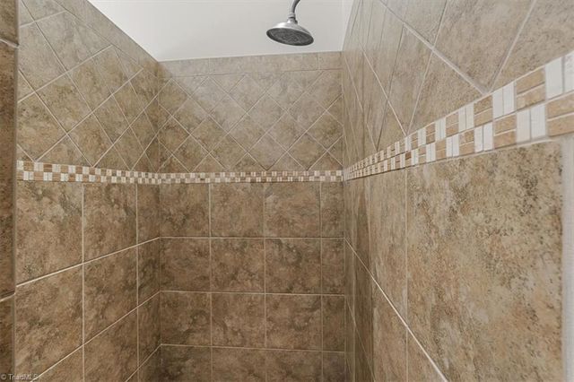 2 Chippers Court, Greensboro, NC 27407