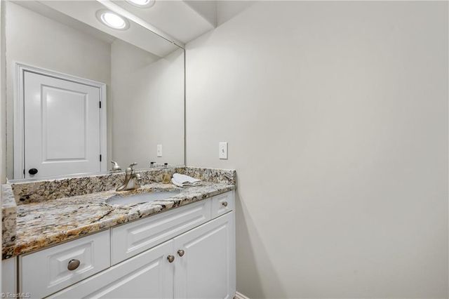 2 Chippers Court, Greensboro, NC 27407