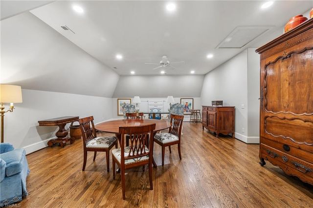 2 Chippers Court, Greensboro, NC 27407