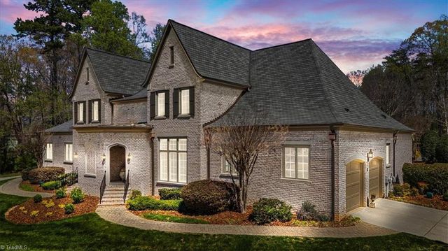 2 Chippers Court, Greensboro, NC 27407