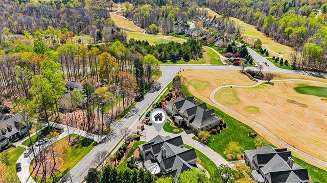 2 Chippers Court, Greensboro, NC 27407