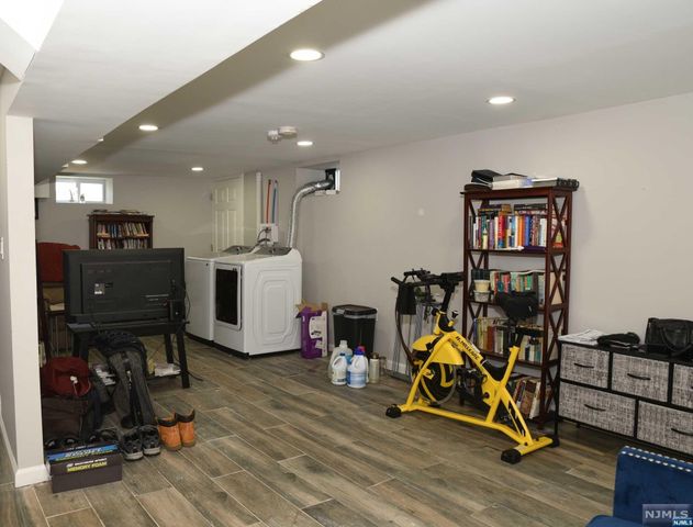 15 Chelsea Avenue, East Orange, NJ 07018