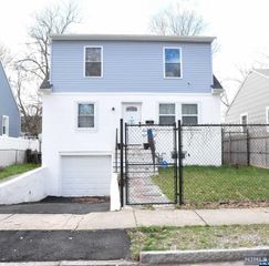 15 Chelsea Avenue, East Orange, NJ 07018