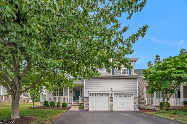 11 Pony Ln, Raritan Twp., NJ 08822
