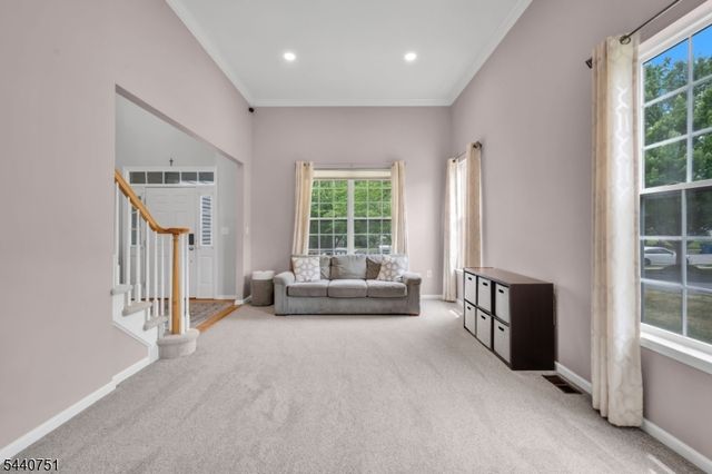 11 Pony Ln, Raritan Twp., NJ 08822