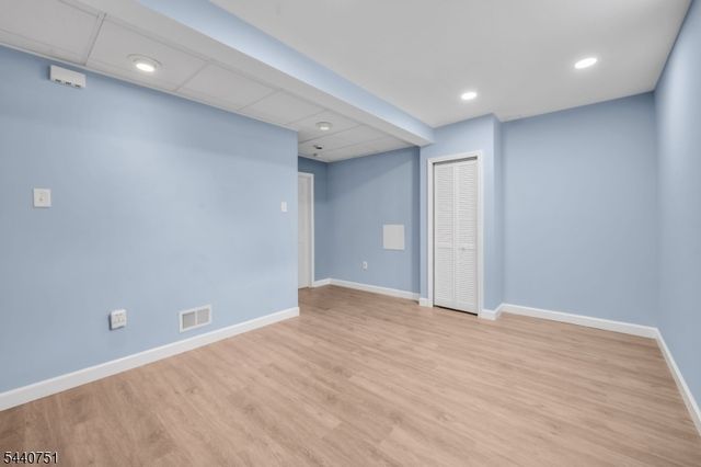 11 Pony Ln, Raritan Twp., NJ 08822