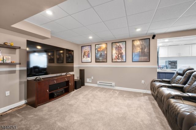 11 Pony Ln, Raritan Twp., NJ 08822