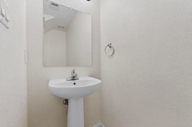 3929 Desert Willow Drive NE, Rio Rancho, NM 87144