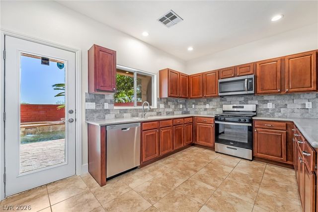 9372 Glendora Valley Street, Las Vegas, NV 89178
