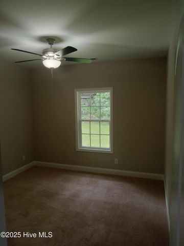 111 E Oliver Street, Whiteville, NC 28472