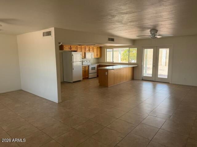 5218 E SHEENA Drive, Scottsdale, AZ 85254