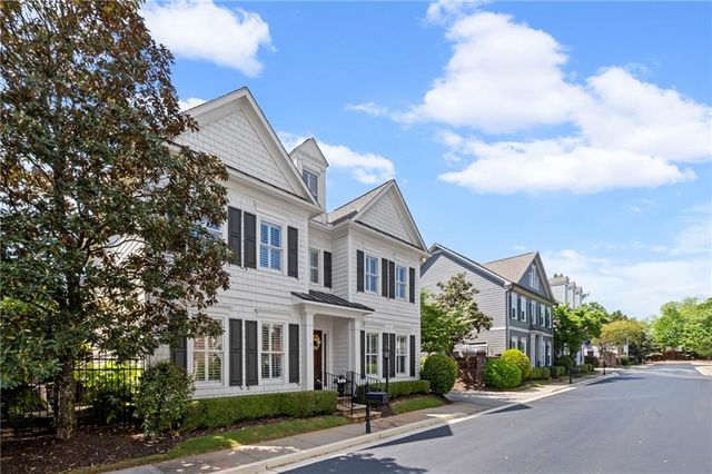 120 Kendemere Pointe, Roswell, GA 30075