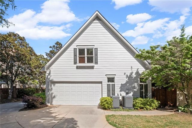 120 Kendemere Pointe, Roswell, GA 30075