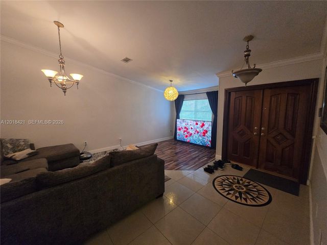 13521 SW 182nd St, Miami, FL 33177