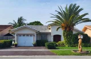 13521 SW 182nd St, Miami, FL 33177