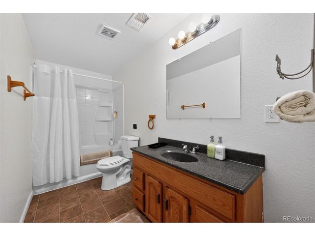 5115 W 16th St, Greeley, CO 80634