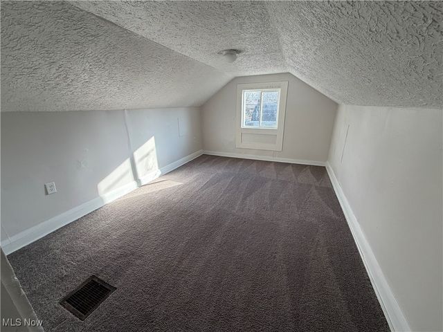 1209 Eastman Street, Zanesville, OH 43701