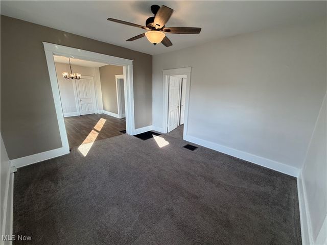 1209 Eastman Street, Zanesville, OH 43701