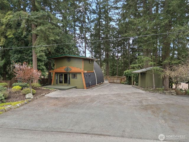 18821 68th Street E, Bonney Lake, WA 98391