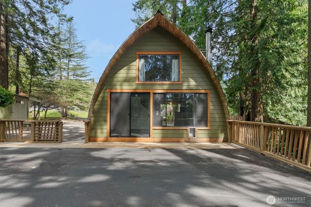 18821 68th Street E, Bonney Lake, WA 98391