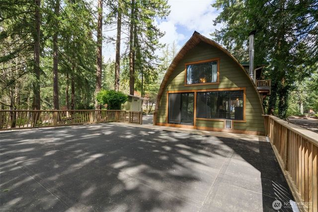 18821 68th Street E, Bonney Lake, WA 98391