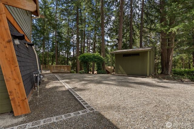 18821 68th Street E, Bonney Lake, WA 98391