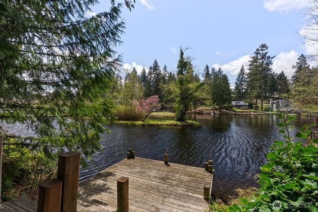 18821 68th Street E, Bonney Lake, WA 98391