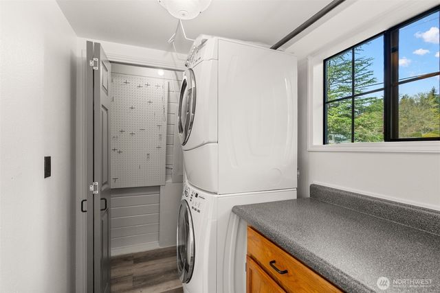 18821 68th Street E, Bonney Lake, WA 98391