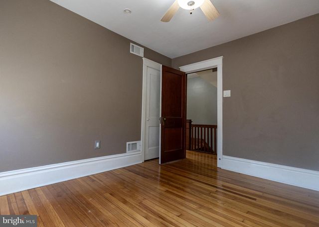 202 WALNUT ST, Lemoyne, PA 17043