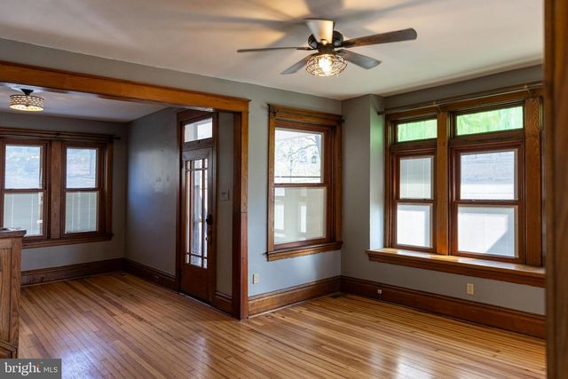 202 WALNUT ST, Lemoyne, PA 17043