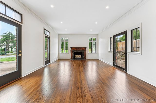 2605 S St Louis Avenue, Tulsa, OK 74114