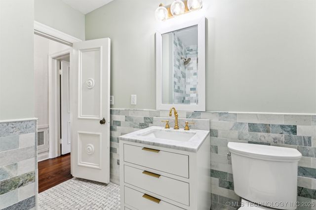 2605 S St Louis Avenue, Tulsa, OK 74114