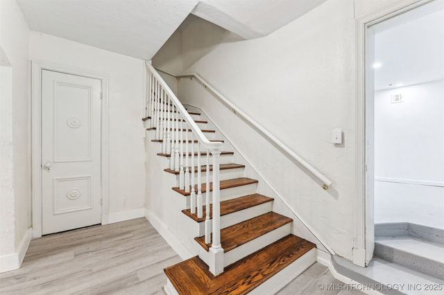 2605 S St Louis Avenue, Tulsa, OK 74114