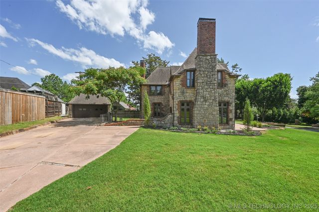 2605 S St Louis Avenue, Tulsa, OK 74114