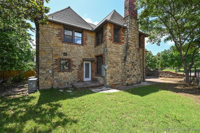 2605 S St Louis Avenue, Tulsa, OK 74114