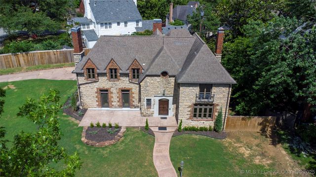 2605 S St Louis Avenue, Tulsa, OK 74114