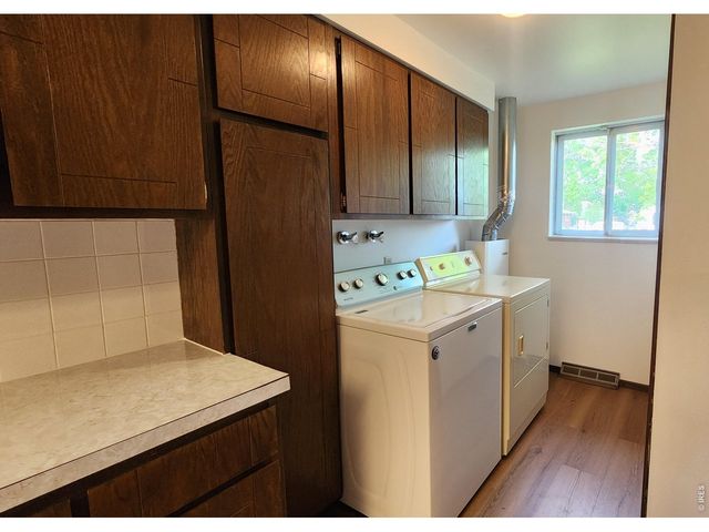 521 W 33rd St, Loveland, CO 80538