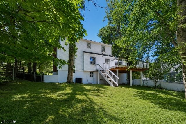 18 Mountainside Dr, Wayne Twp., NJ 07470