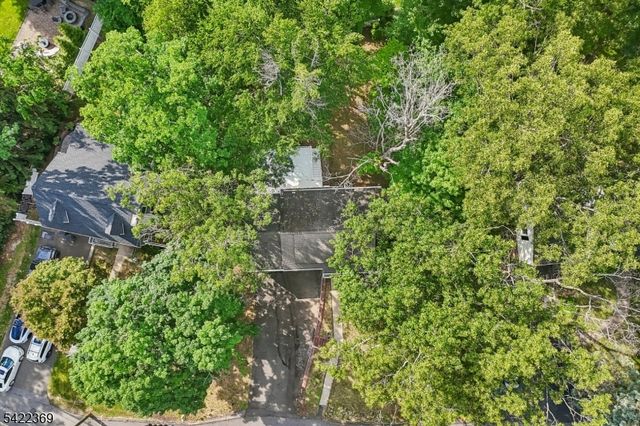 18 Mountainside Dr, Wayne Twp., NJ 07470
