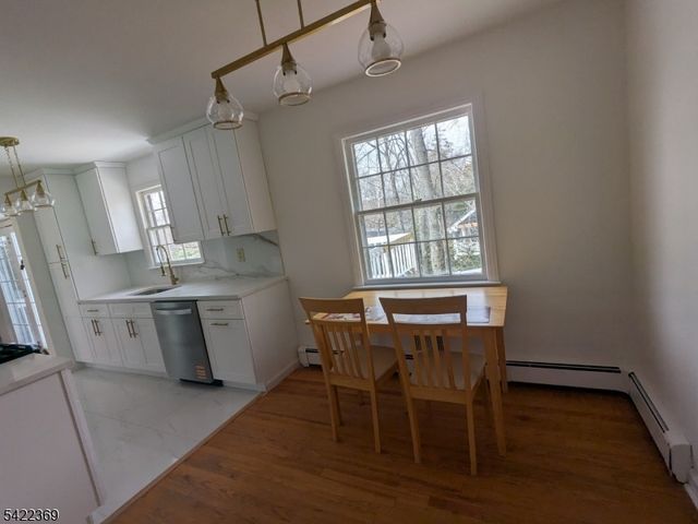 18 Mountainside Dr, Wayne Twp., NJ 07470