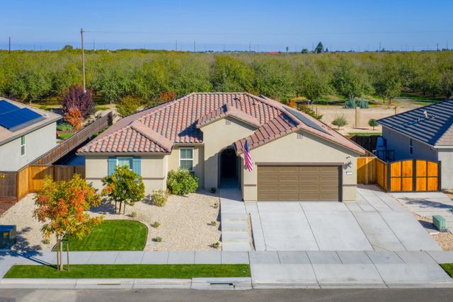 1622 Legacy Way, Hughson, CA 95326