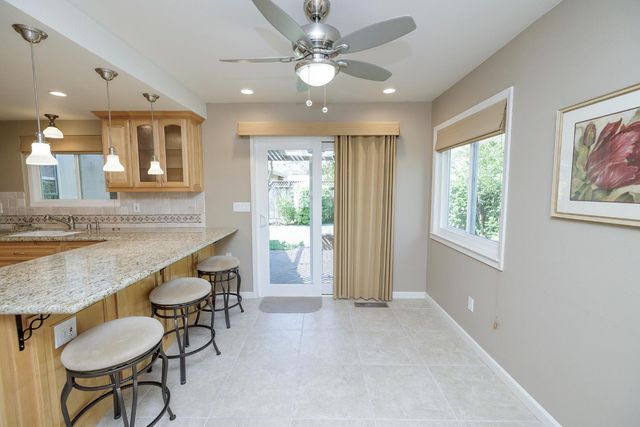 1001 Winsted Ln, Modesto, CA 95355