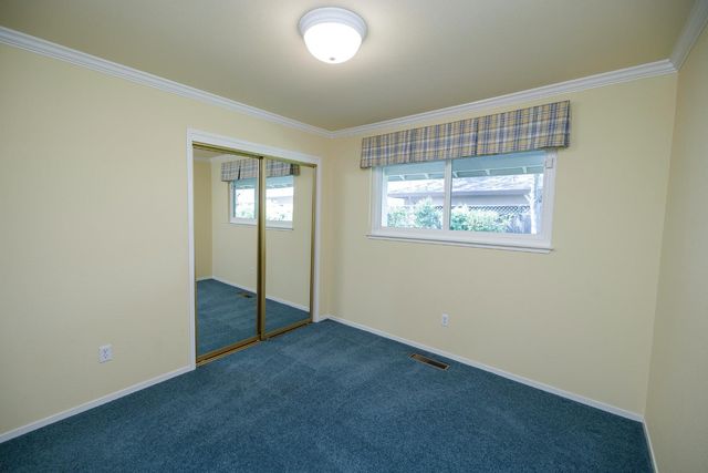 1001 Winsted Ln, Modesto, CA 95355