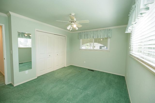 1001 Winsted Ln, Modesto, CA 95355