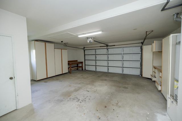 1001 Winsted Ln, Modesto, CA 95355