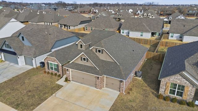 12429 S Norwood Avenue, Bixby, OK 74008