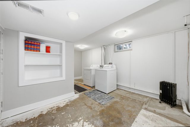 2757 Easton Boulevard, Des Moines, IA 50317